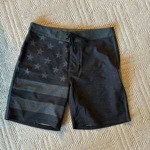 Hurley black and grey board short